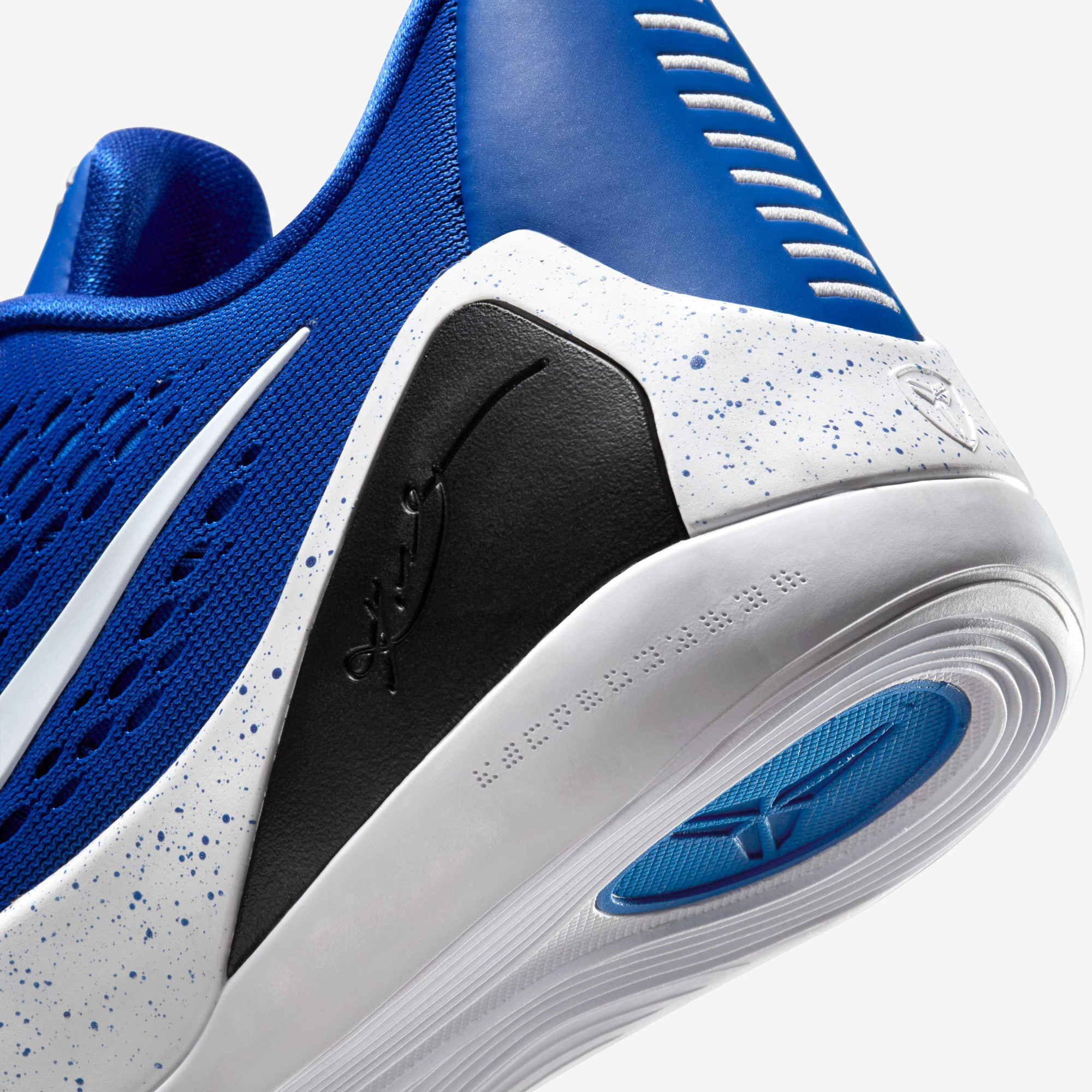 Кросівки Nike KOBE IX ELITE LOW EM PROTRO IH1401-400