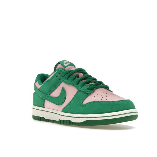 Кросівки Nike Dunk Low SE FZ0549-600