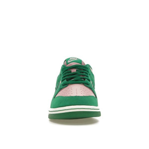 Кросівки Nike Dunk Low SE FZ0549-600