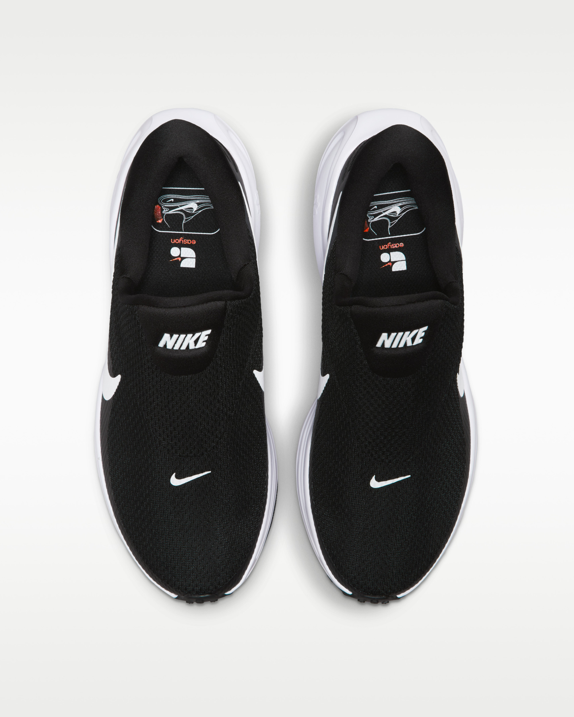 Кросівки Nike W REVOLUTION 8 EASYON HQ2415-001