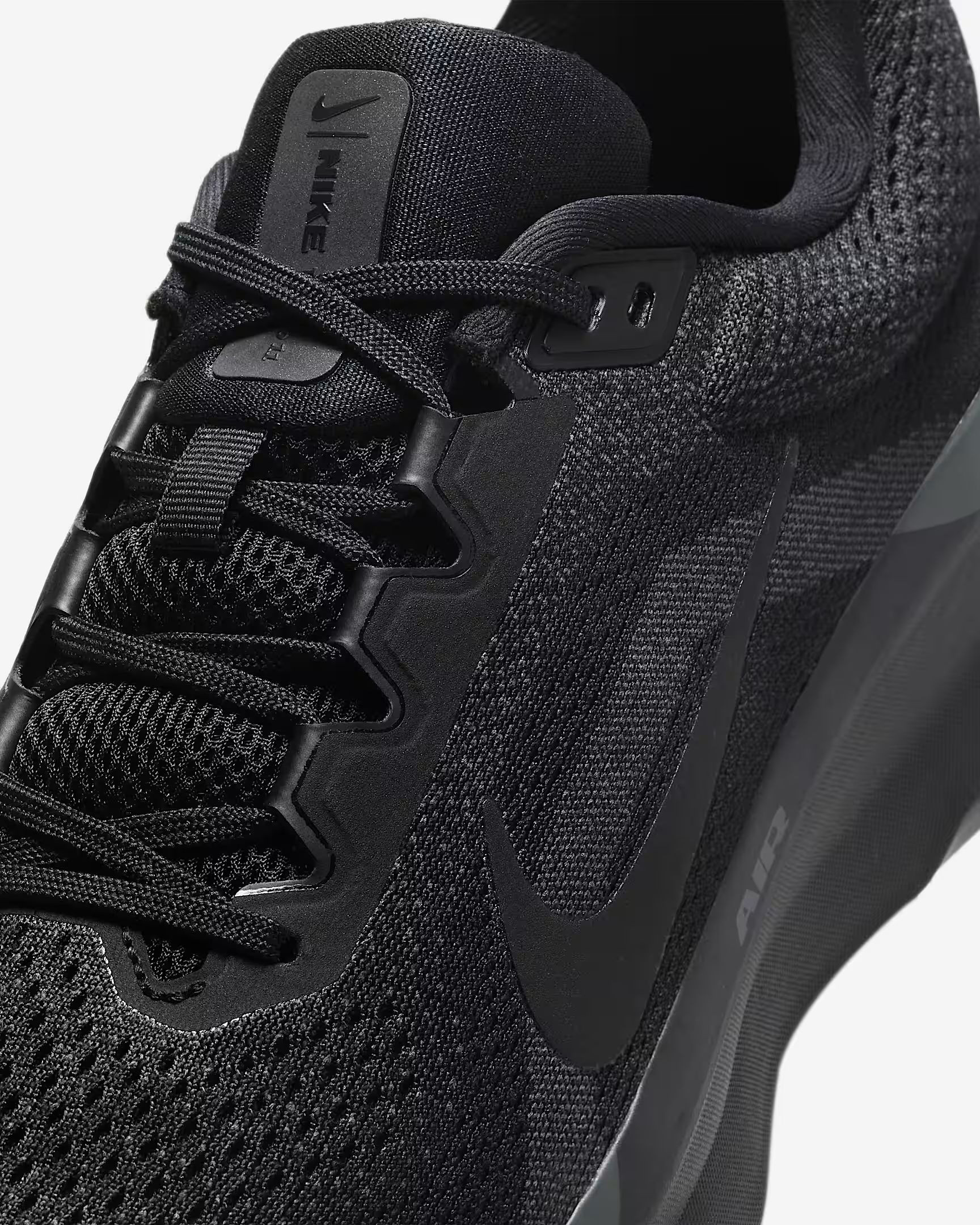 Кросівки чоловічі Nike Air Winflo 11 (FJ9509-002) FJ9509-002