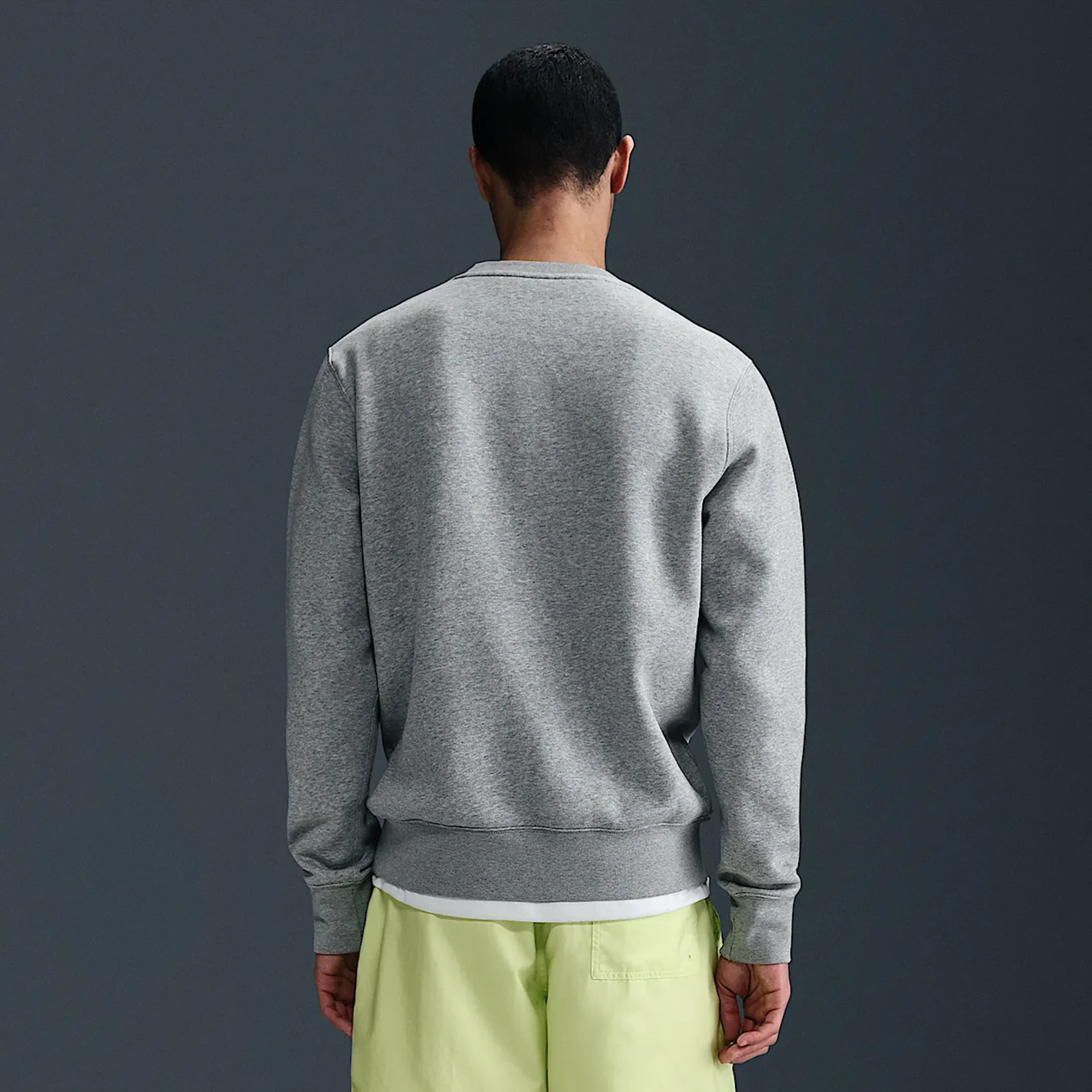 Толстовка Nike M CLUB BB CREW FN3886-063