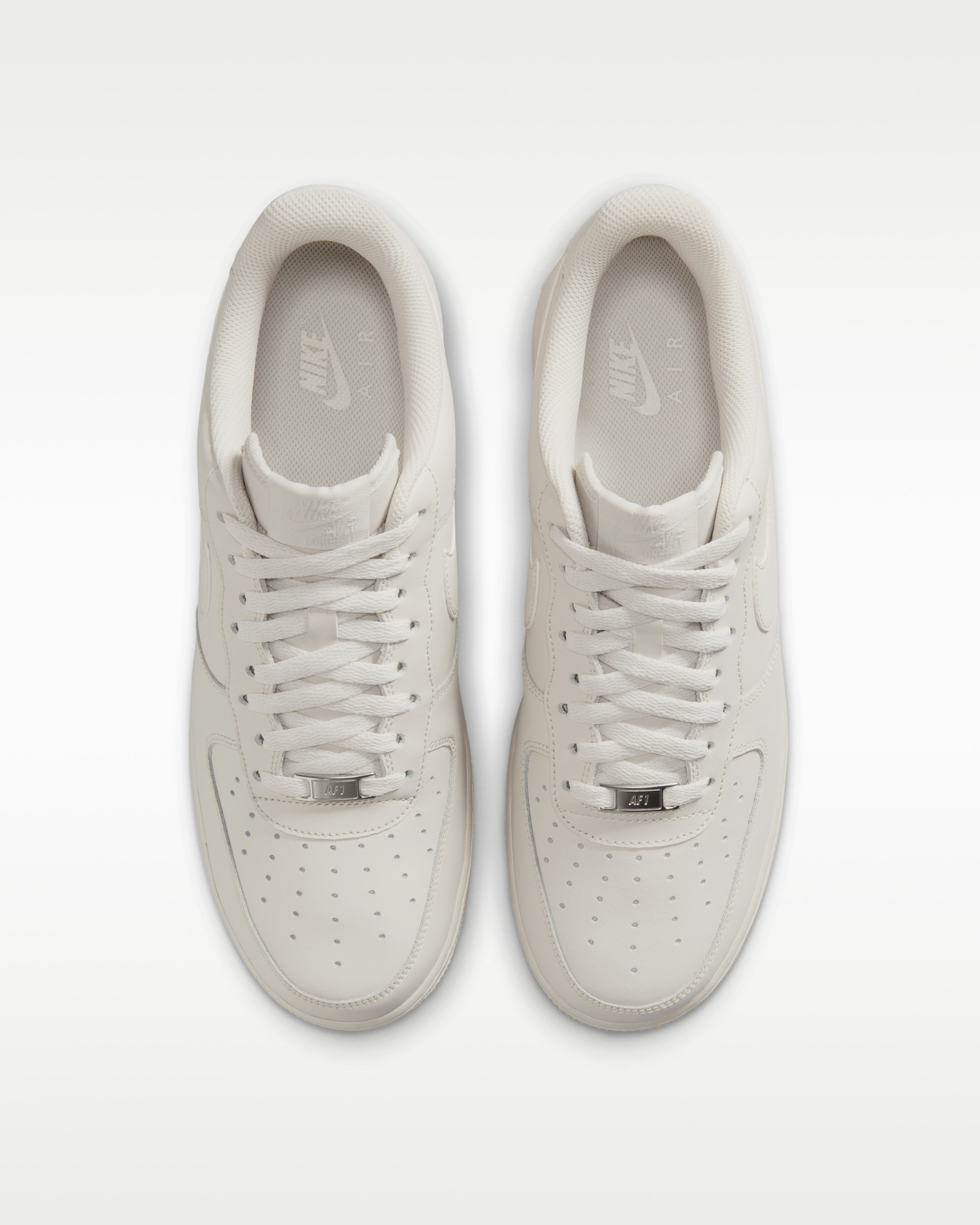 Кросівки Nike AIR FORCE 1 07 IH1698-003
