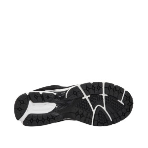 Кросівки New Balance M2002RBK