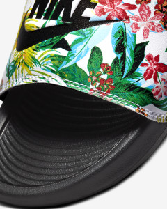 Шльопанці Nike Victori Print (Name Not Legal) CN9676-004
