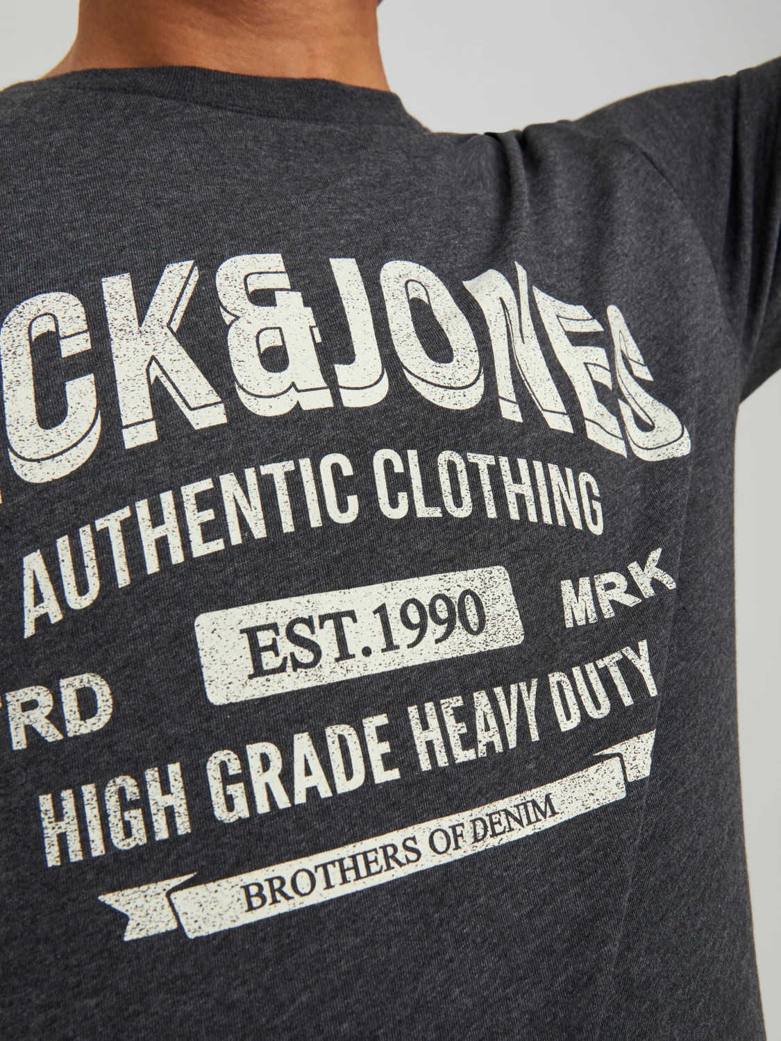 Футболка JJEJEANS TEE SS O-NECK NOOS 22/23 12210949-Dark Grey Melange-Detail:MELANGE Jack&Jones M Те 12210949-Dark Grey Melang