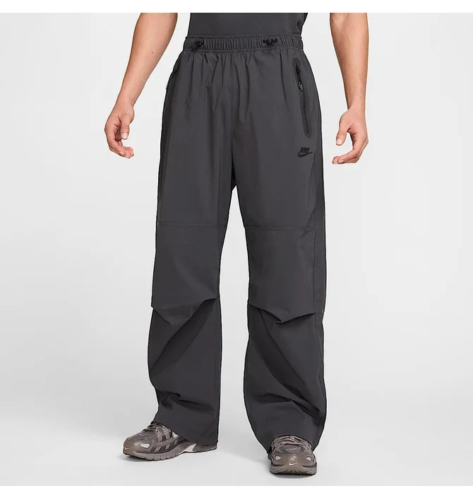Костюм спортивний Nike Tech Men's Oversized Woven HV6515-060__HV6514-060