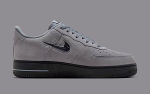 Кросівки Nike AIR FORCE 1 JEWEL HQ3827-001