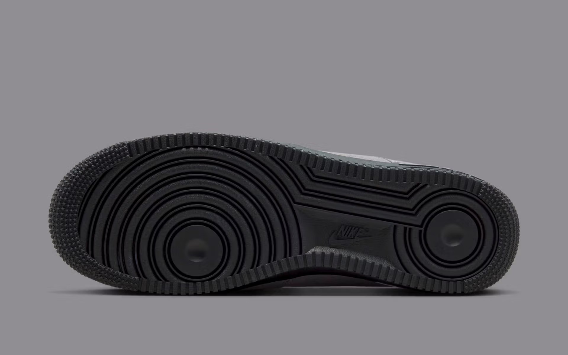 Кросівки Nike AIR FORCE 1 JEWEL HQ3827-001