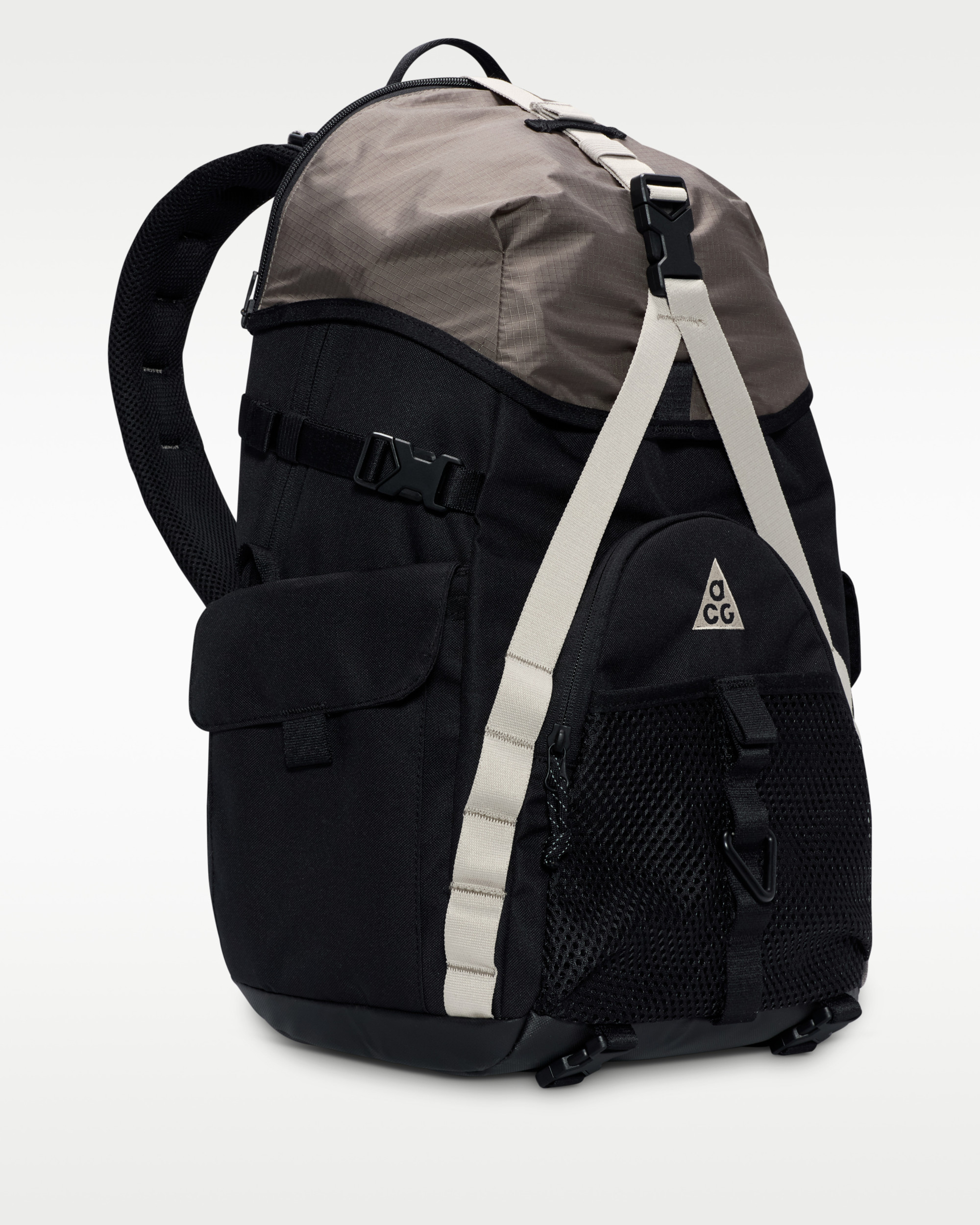 Рюкзак Nike ACG DAYMAX BKPK HJ8178-010