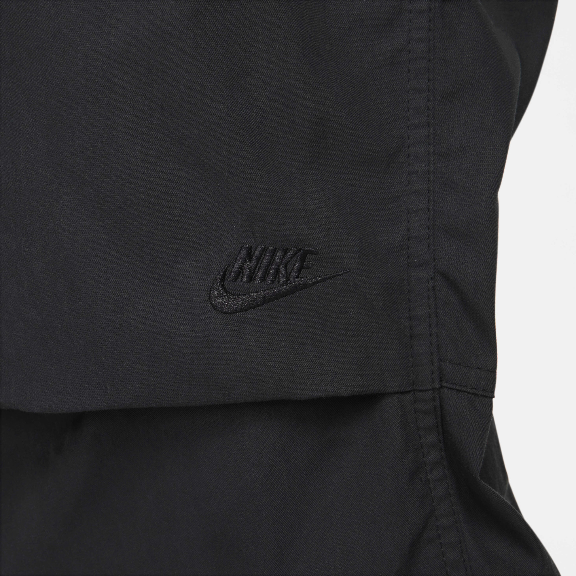 Штани чоловічі Nike Sportswear Tech Pack Cargohose Black FN2614-010