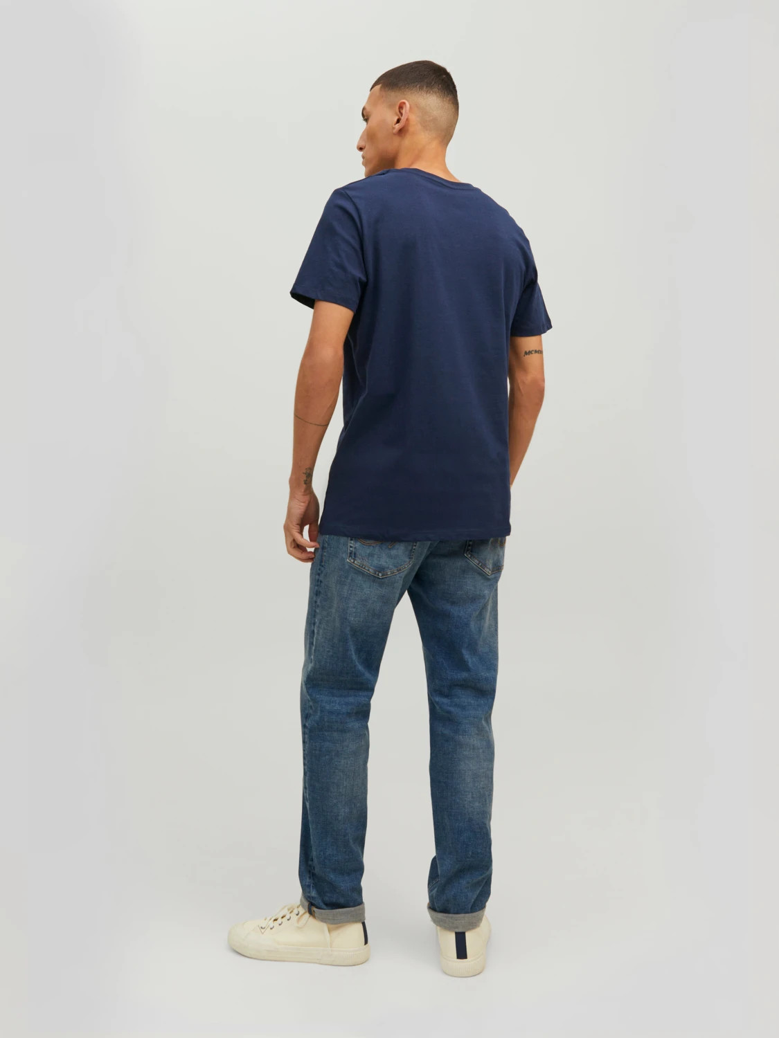 Футболка JJEJEANS TEE SS O-NECK NOOS 22/23 12210949-Navy Blazer Jack&Jones L Темно-синій 12210949-Navy Blazer