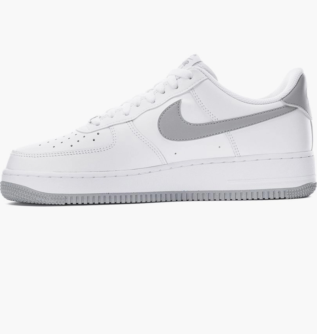 Кросівки Nike AIR FORCE 1 07 FJ4146-100