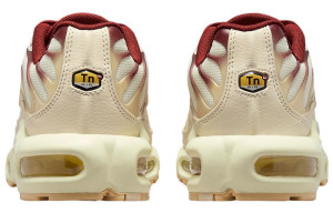 Кросівки FQ2765-100 Nike FQ2765-100