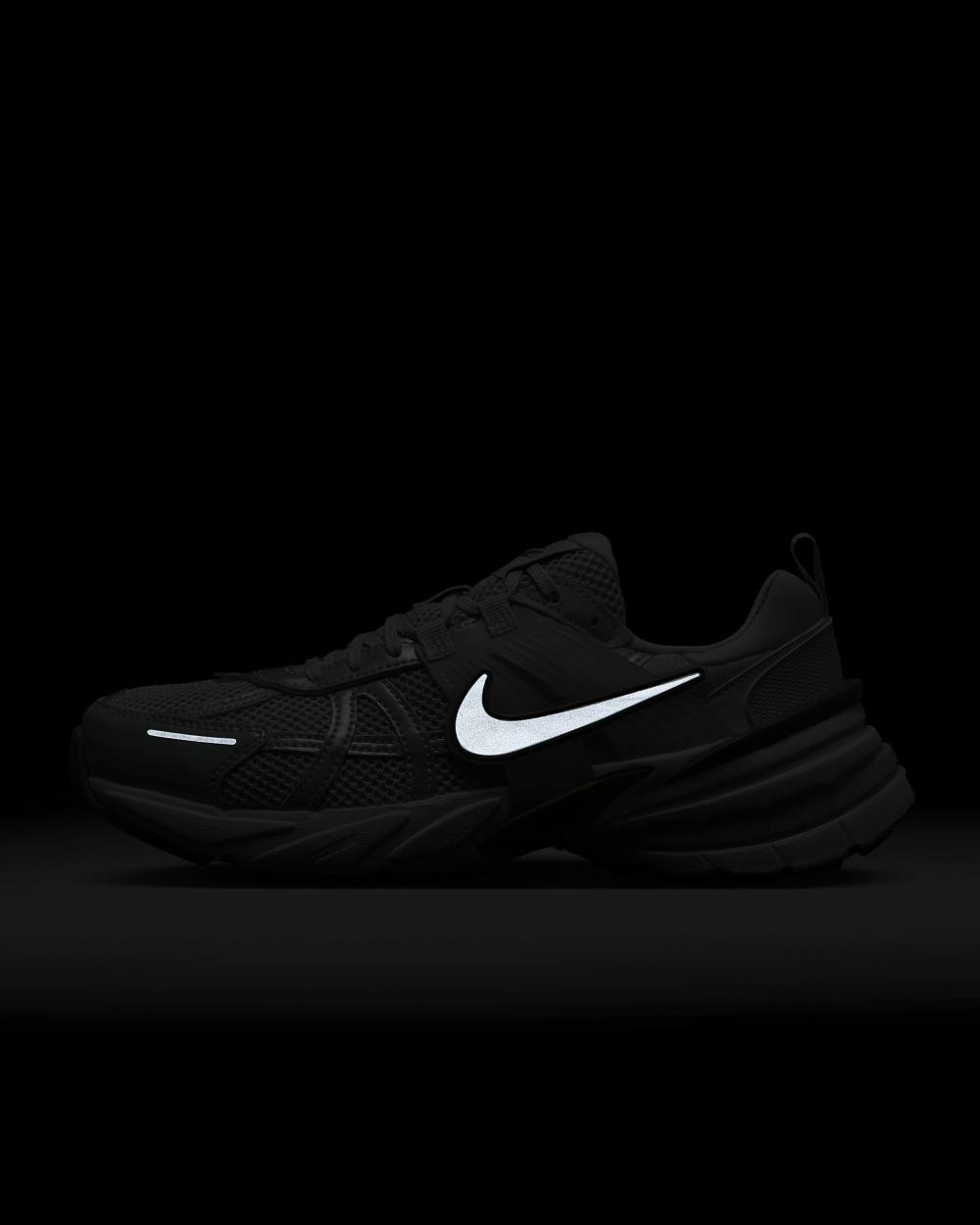 Кросівки Nike W V2K RUN FD0736-006