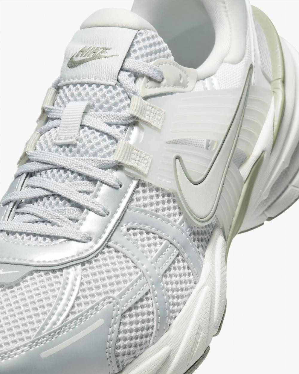 Кросівки Nike W V2K RUN FD0736-006