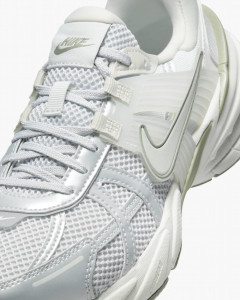 Кросівки Nike W V2K RUN FD0736-006