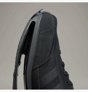 Кросівки Y-3 x Adidas IE5700