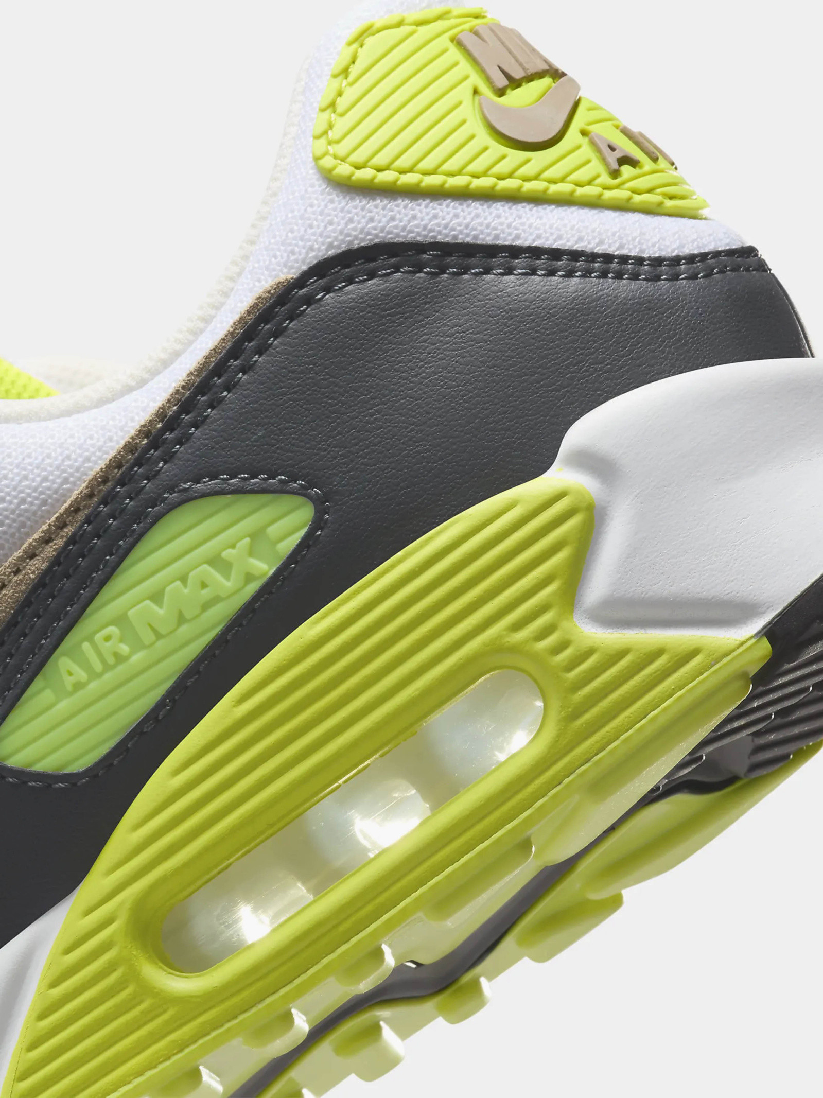 Кросівки чоловічі Nike Air Max 90 DM0029-107