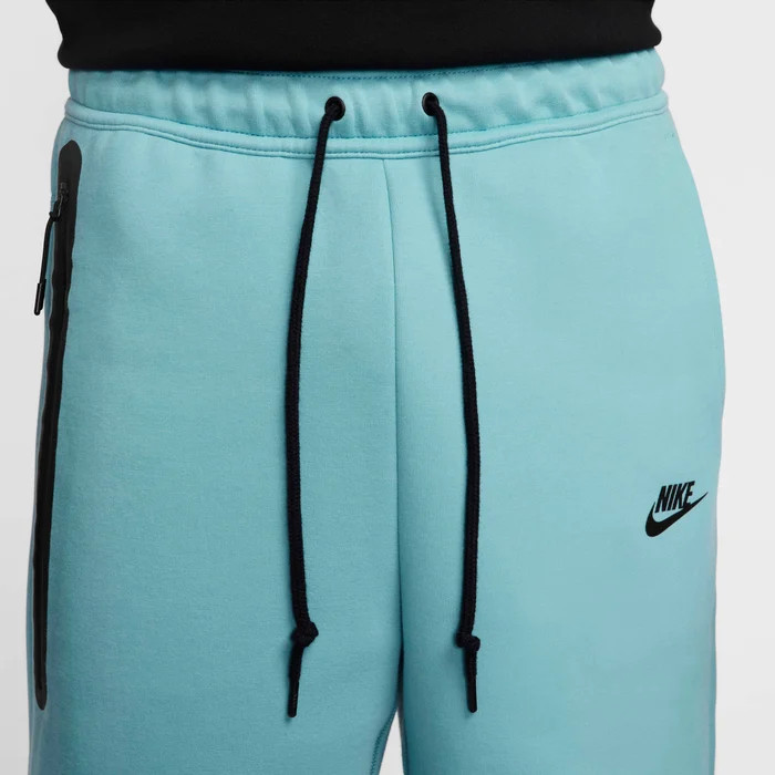 Шорти Nike Sportswear Tech Fleece Shorts FB8171-464