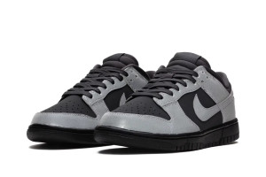 Кросівки жіночі Nike Dunk Low Cyber Reflective FZ3781-060 38 FZ3781-060