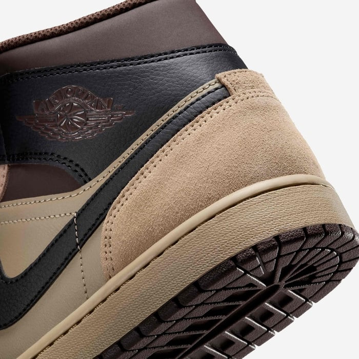 Кросівки NIKE Air Jordan 1 Mid HV6422-200