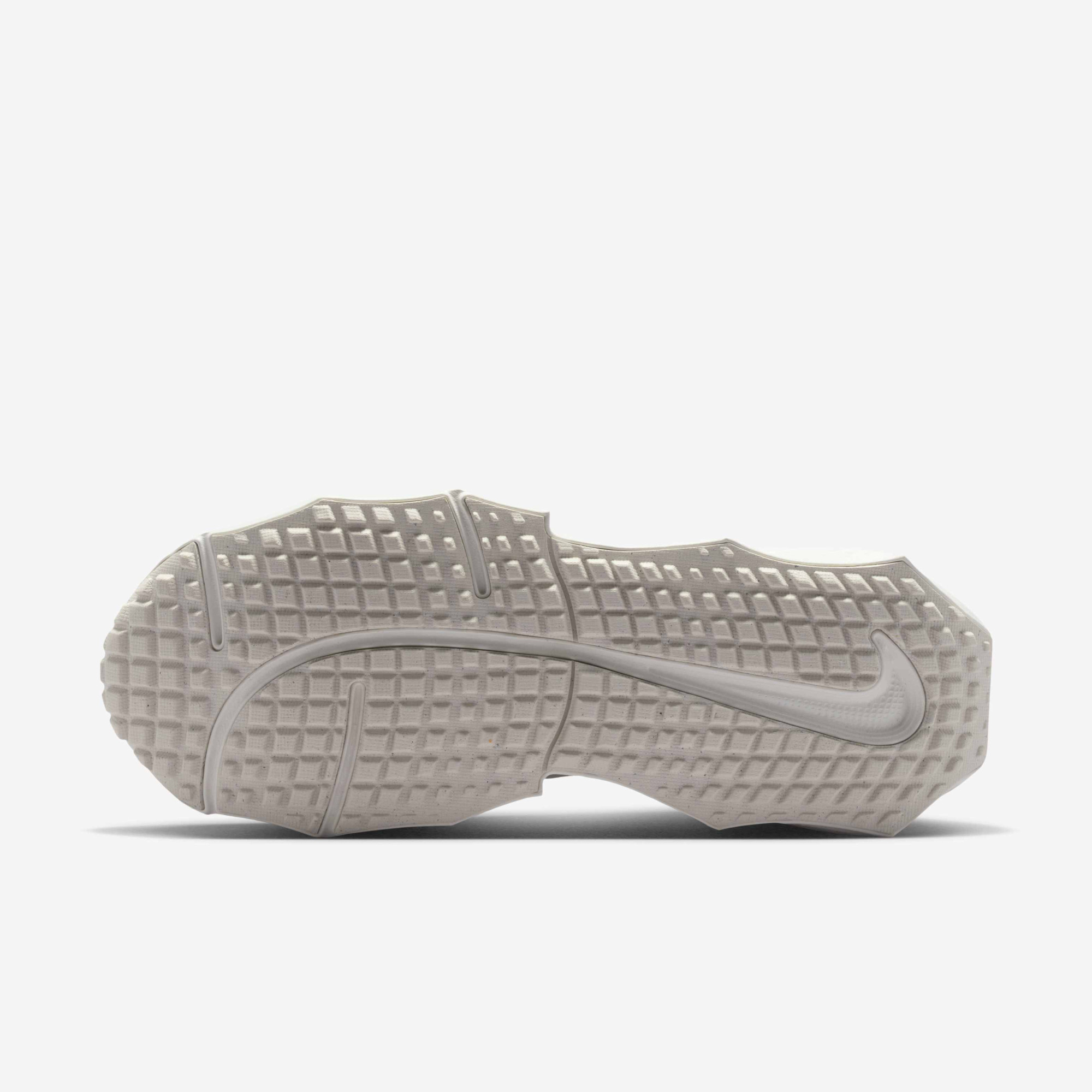 Кросівки Nike WMNS AURA EDGE HQ7025-101