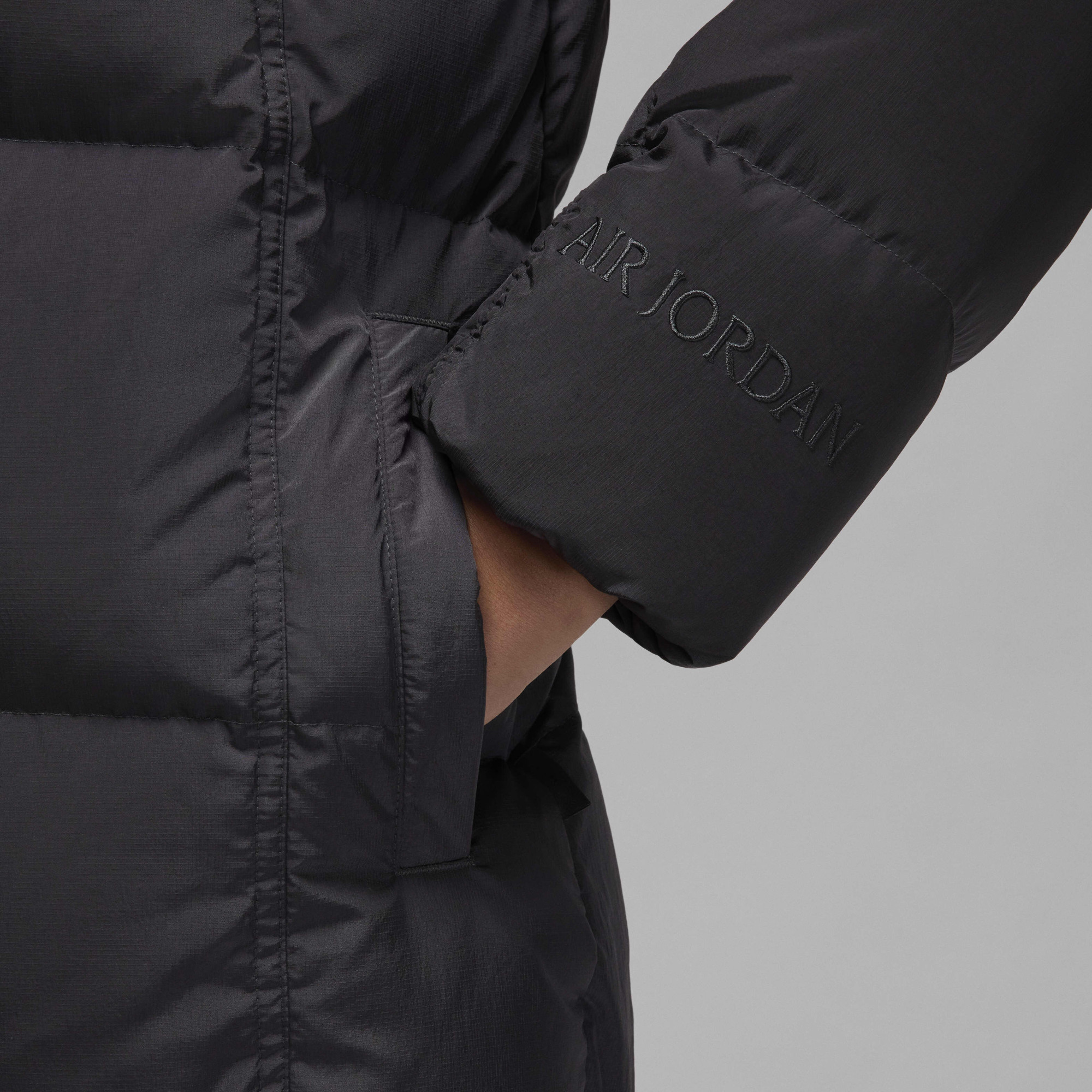 Куртка унісекс Air Jordan Down Jacket Black FV7219-060