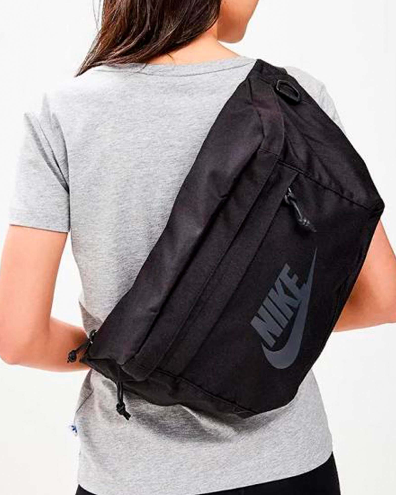 Сумка NIKE TECH HIP PACK 10L. BA5751-010