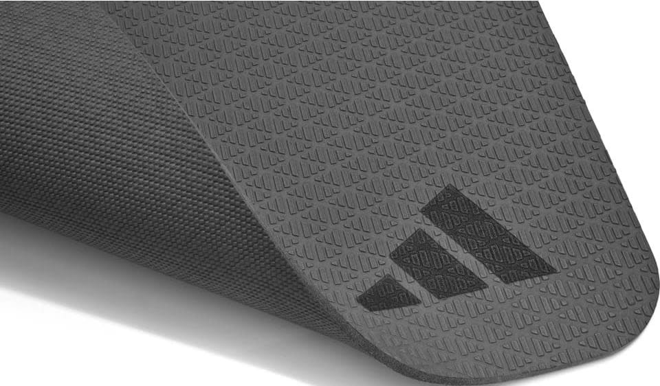 Килимок для йоги Adidas Yoga Mat чорний Уні 183 х 61 х 0,6 см ADYG-10002BK