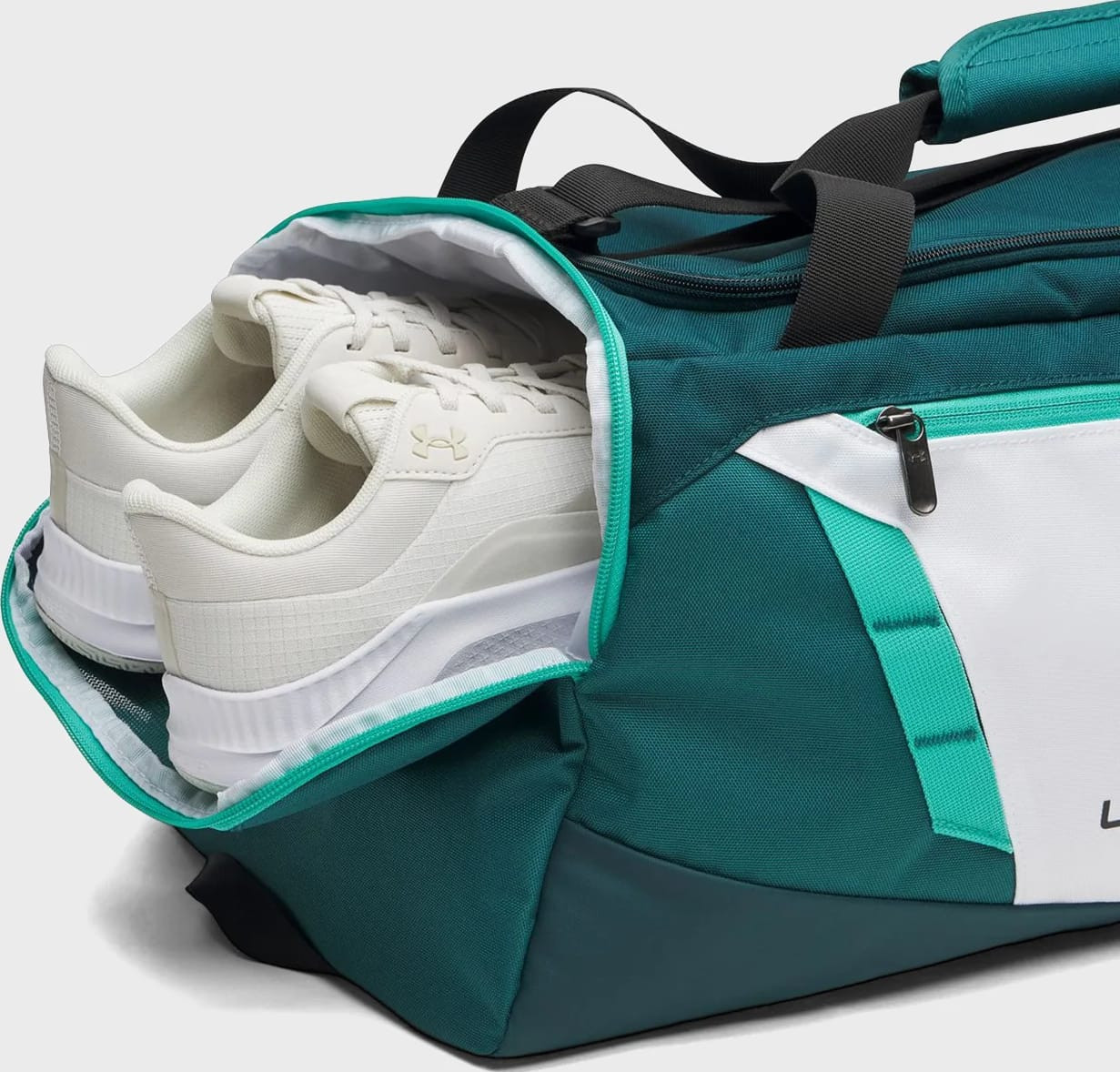 Сумка Under Armour Undeniable 5.0 Duffle SM 40L зелений, білий 55 х 25,5 х 27 см 1369222-100