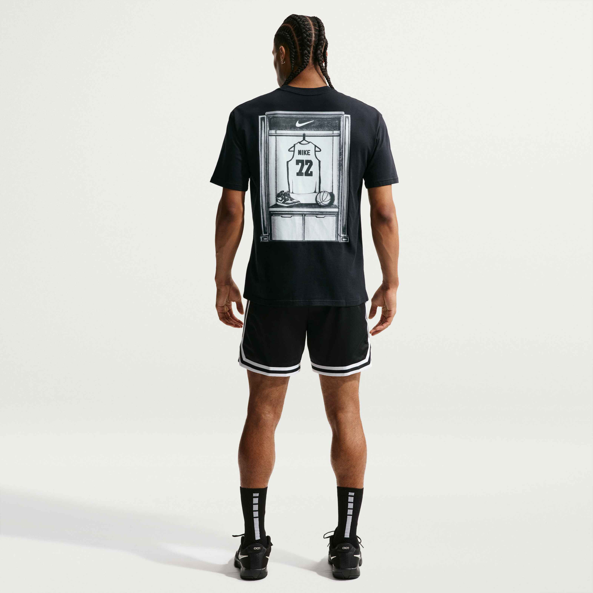 Футболка Nike M TEE LSE OC LOCKER II0691-010