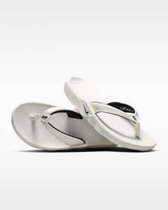 Шльопанці Nike W MARINA IH2381-100
