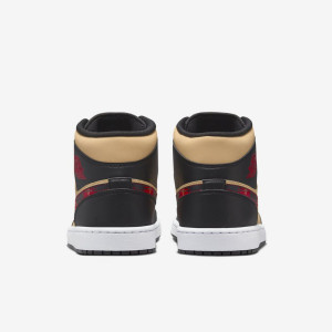 Кросівки JORDAN AIR 1 MID SE DZ5329-001