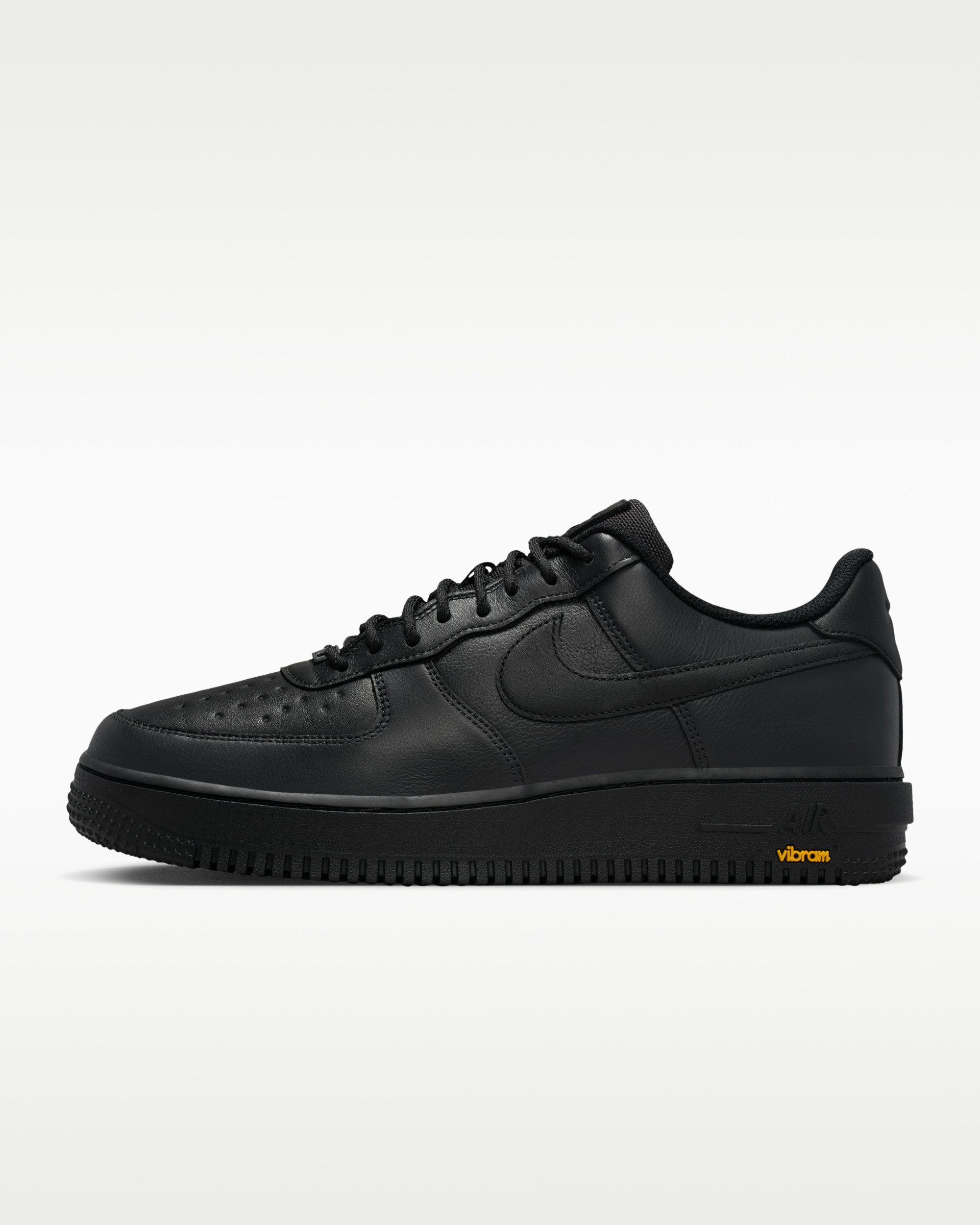 Кросівки Nike AIR FORCE 1 GTX VIBRAM HV5953-001