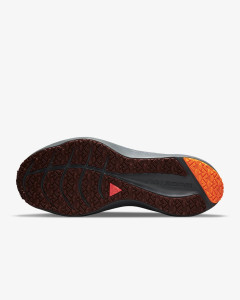 Кросівки бігові Nike ZOOM WINFLO 8 SHIELD DC3727-200