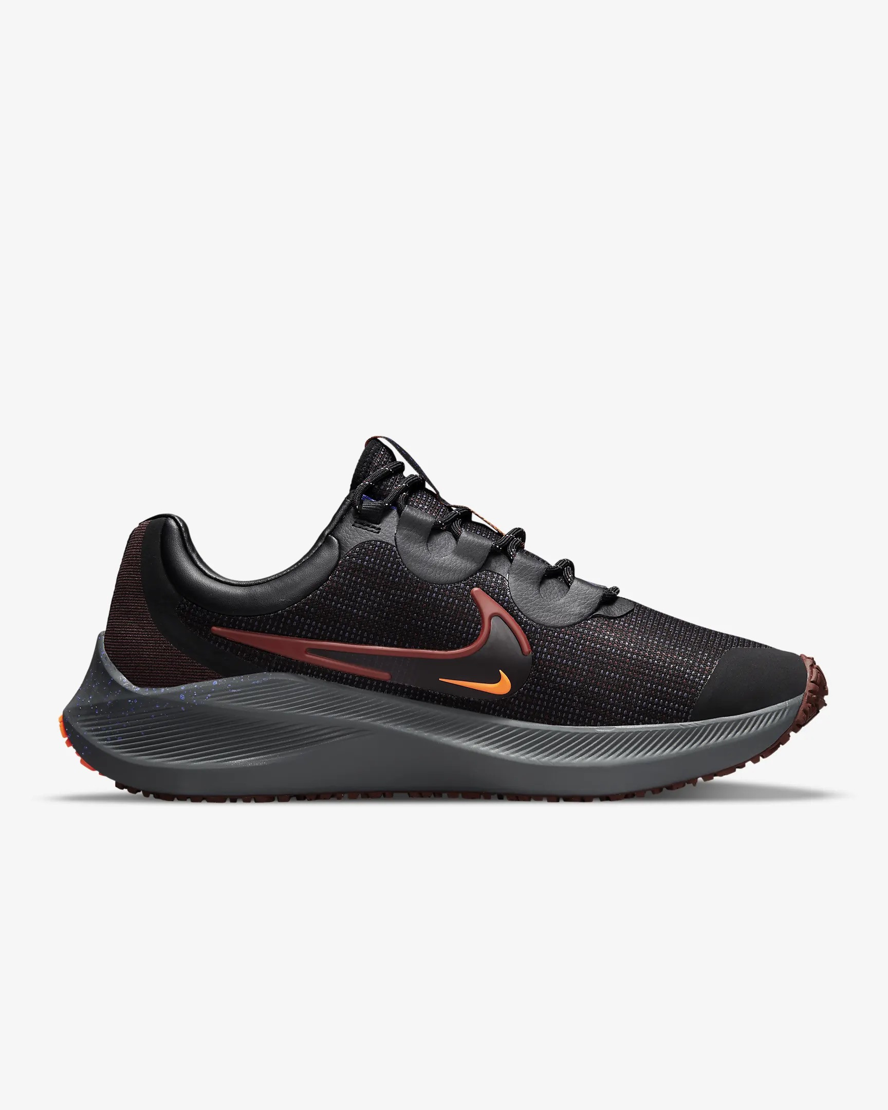 Кросівки бігові Nike  ZOOM WINFLO 8 SHIELD DC3727-200