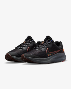 Кросівки бігові Nike ZOOM WINFLO 8 SHIELD DC3727-200