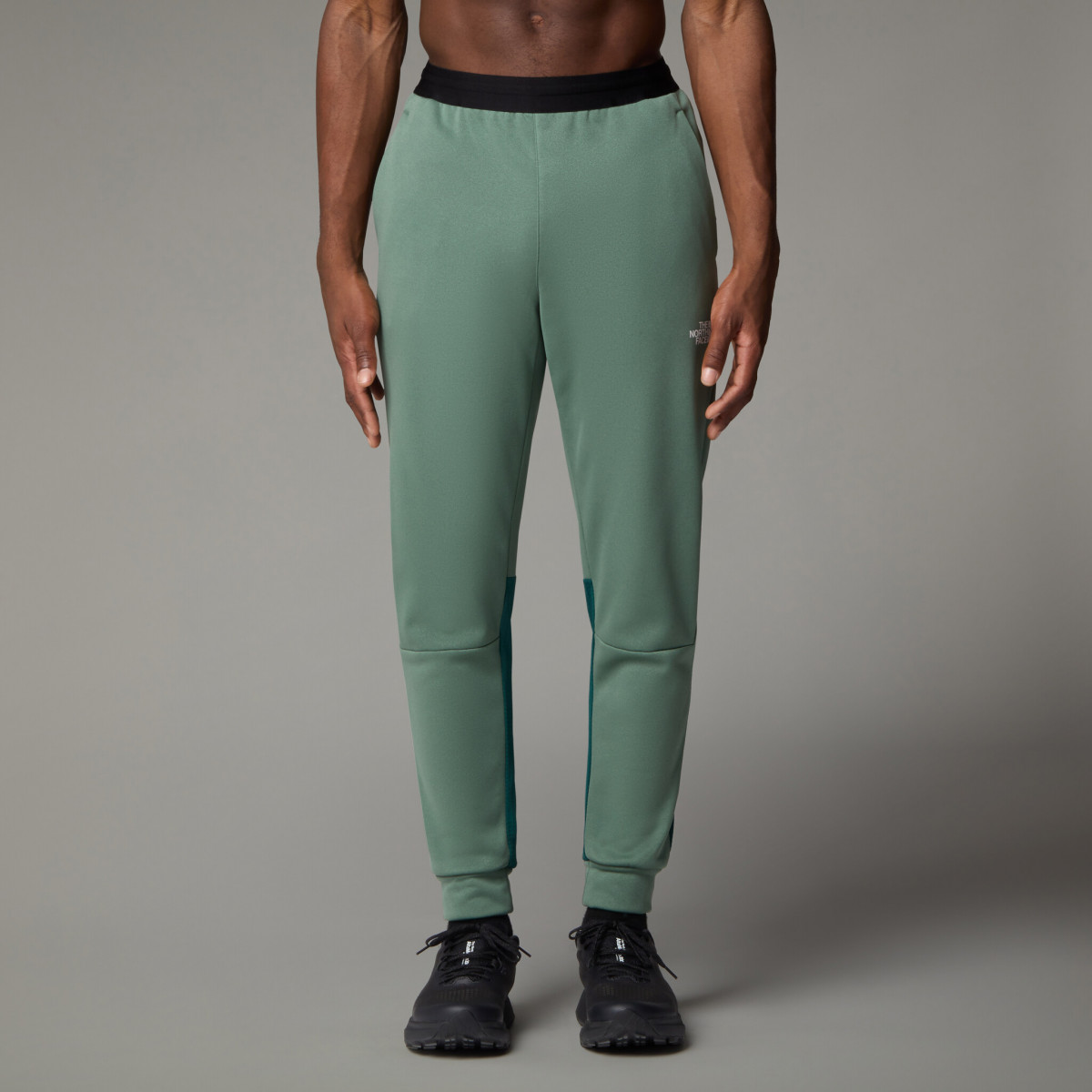 Штани спортивні M MOUNTAIN ATHLETICS FLEECE 0A893S58S1 THE NORTH FACE L Зелений 0A893S58S1