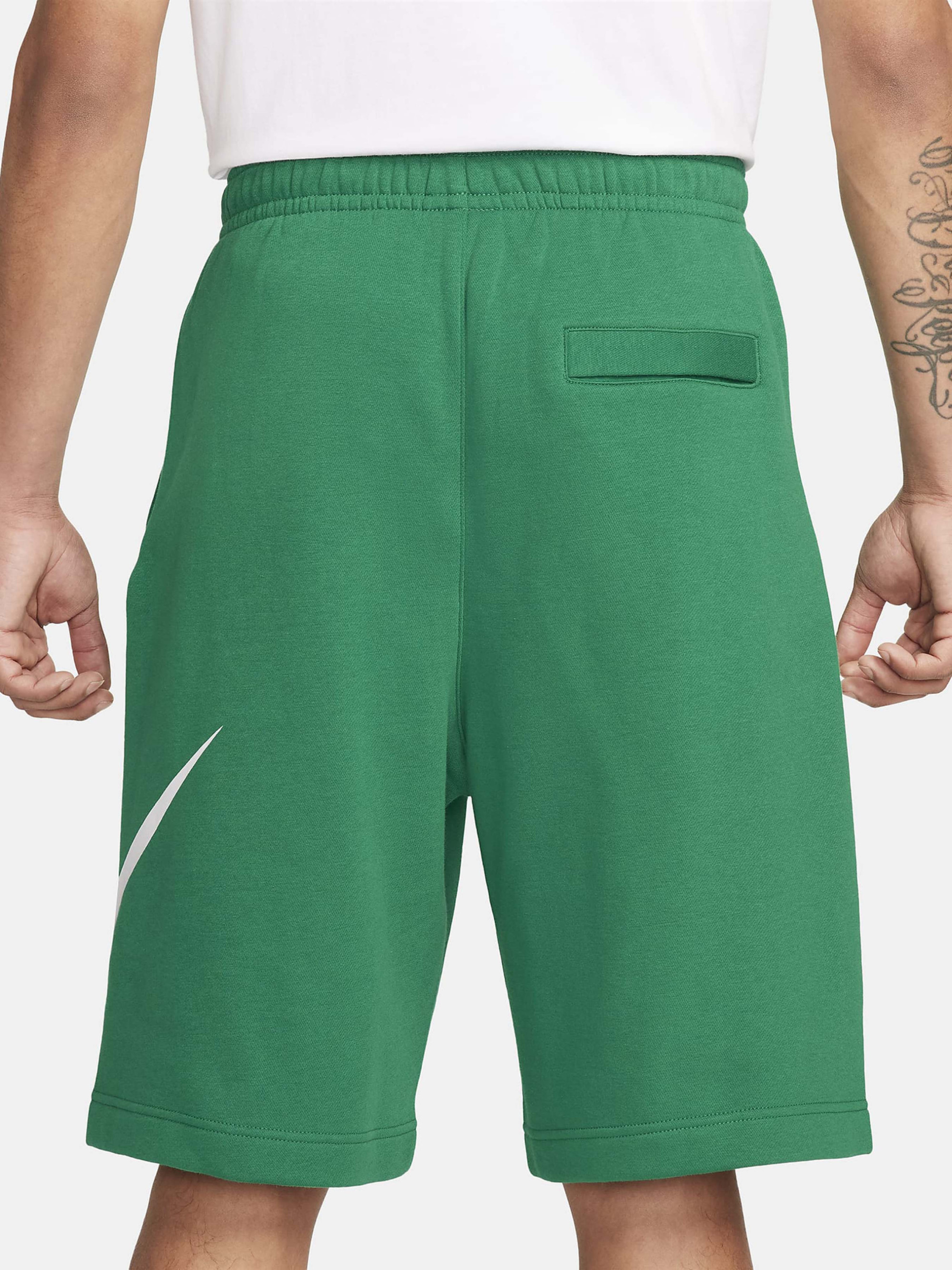 Шорти чоловічі Nike Sportswear Club Graphic Shorts Green BV2721-365