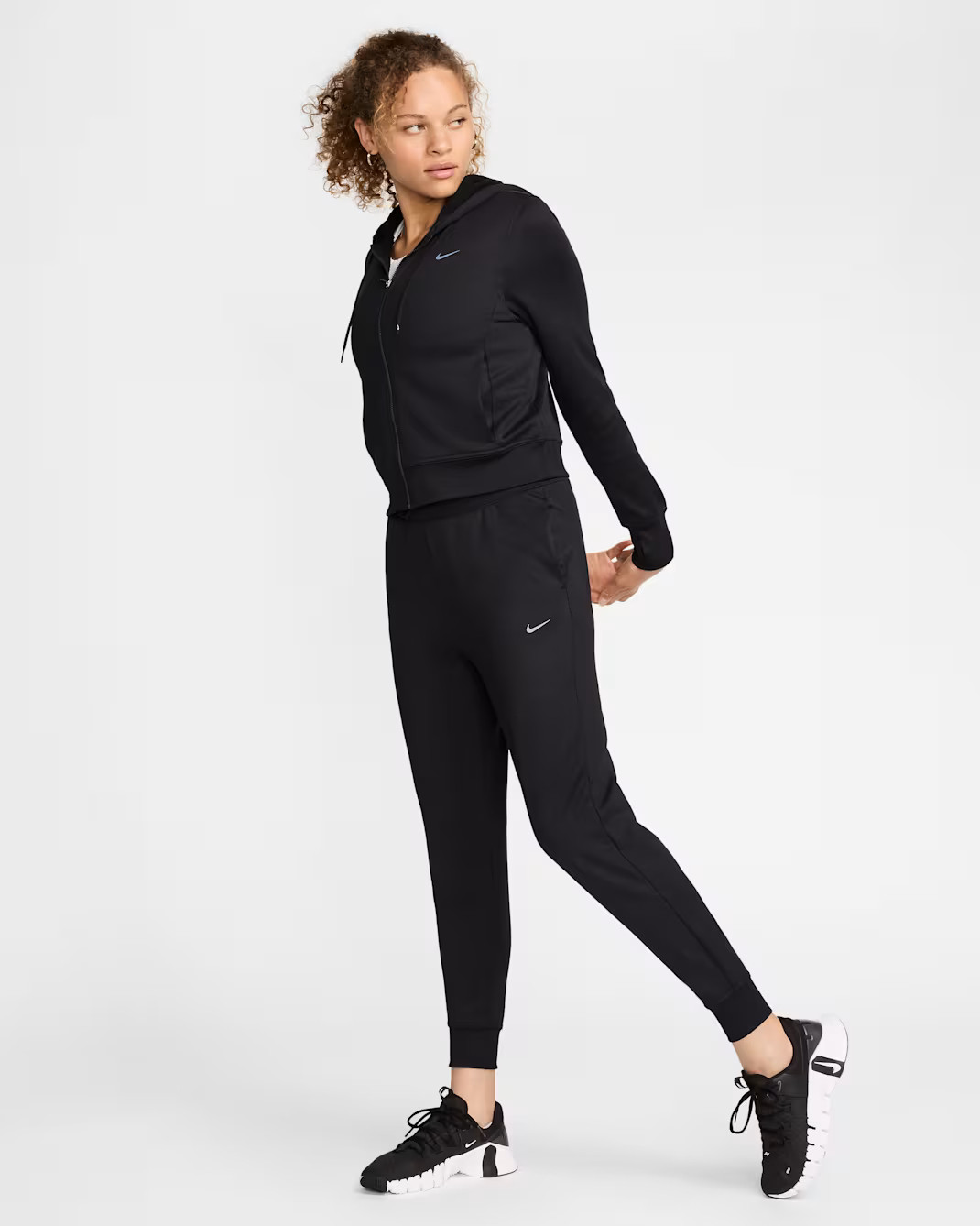 Толстовка жіноча Nike Therma-Fit One Full-Zip Hoodie Black FB5216-010