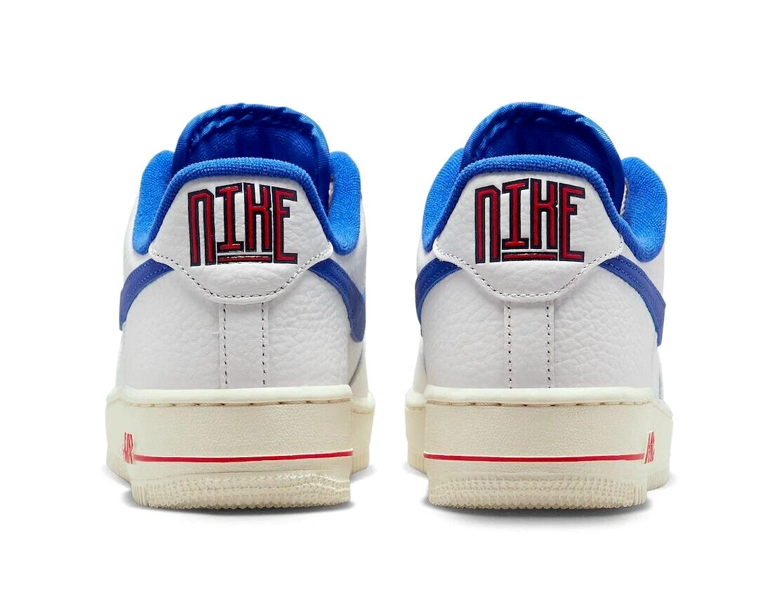 Кросівки Nike WMNS AIR FORCE 1 07 LX DR0148-100