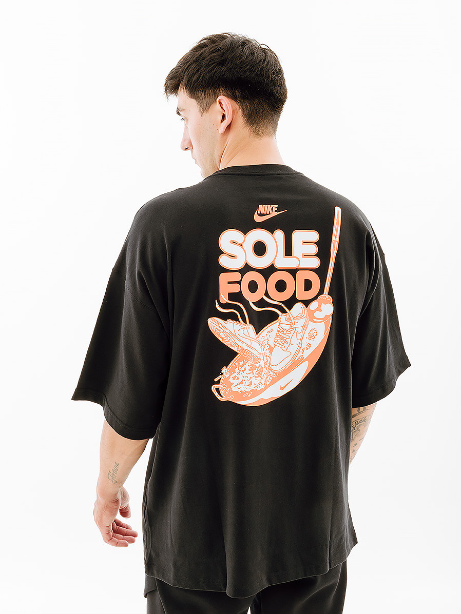 Футболка Nike M NSW TEE OS SOLE FOOD LBR FB9807-010