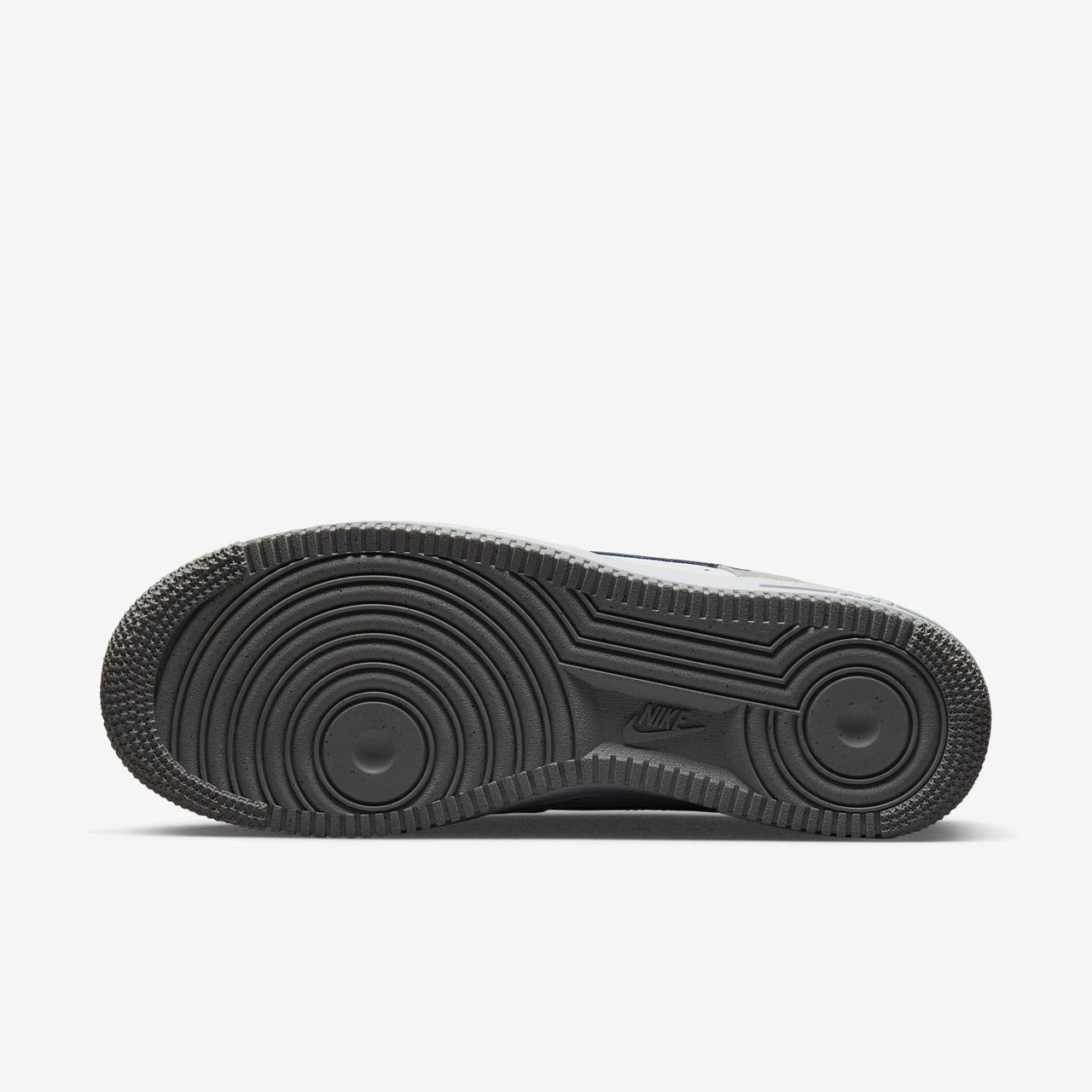 Кросівки NIKE AIR FORCE 1 07 FD9748-001