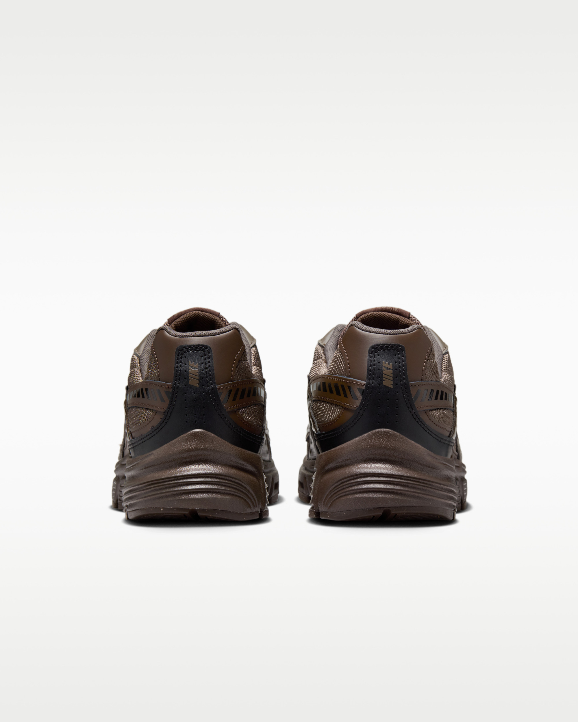 Кросівки Nike INITIATOR 394055-200