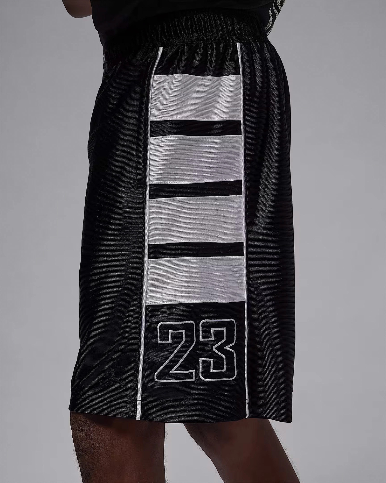 Шорти Jordan M BRK CAT SCRATCH SHORT HV0560-011