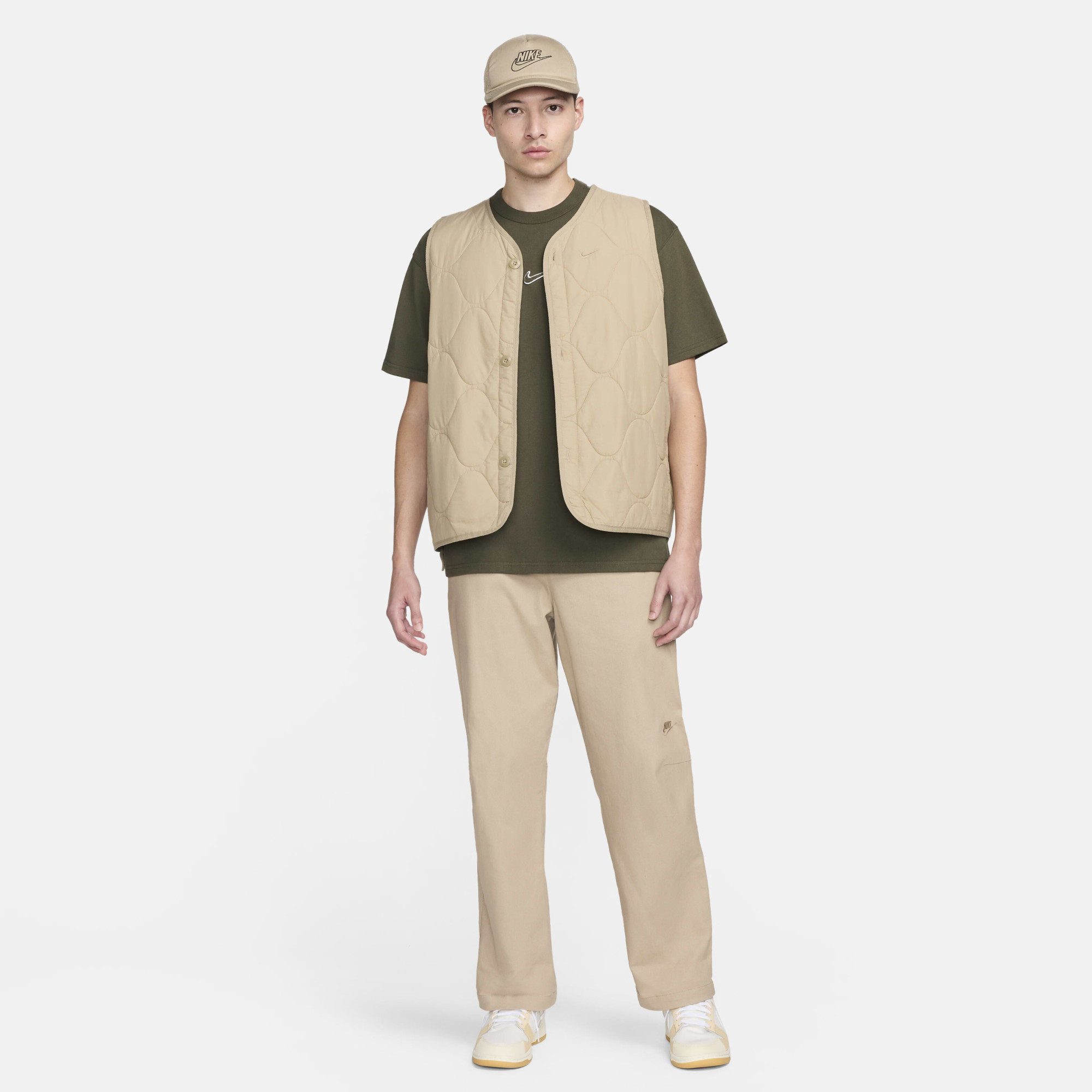 Футболка чоловіча Nike Nsw Tee Prem Essntl Open Olive FV7726-325