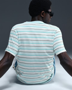 Футболка чоловіча Nike Sportswear Turquoise/White HJ0550-476