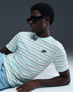 Футболка чоловіча Nike Sportswear Turquoise/White HJ0550-476