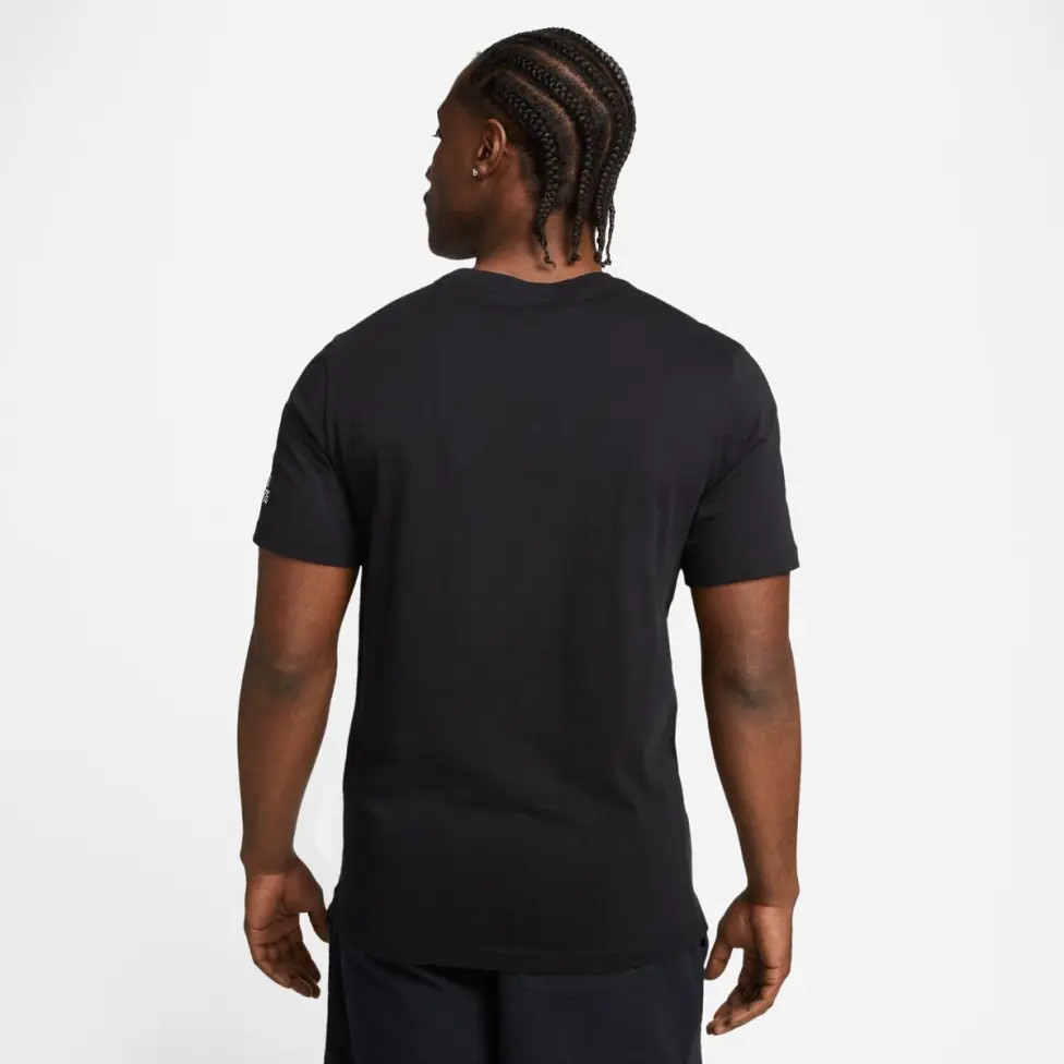 Футболка чоловіча Nike Sportswear Black FB9768-010